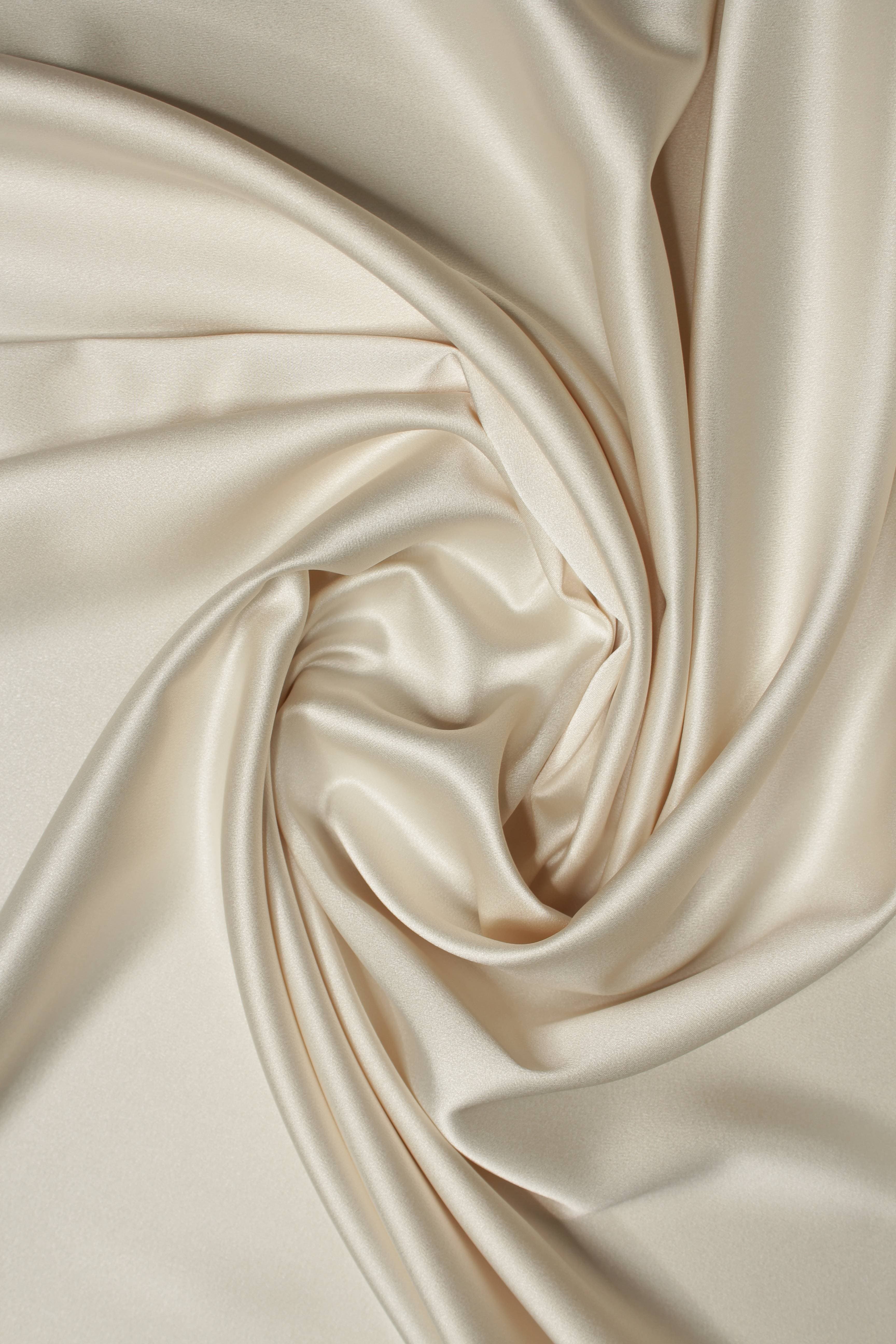 Crêpe Satin Light Cream